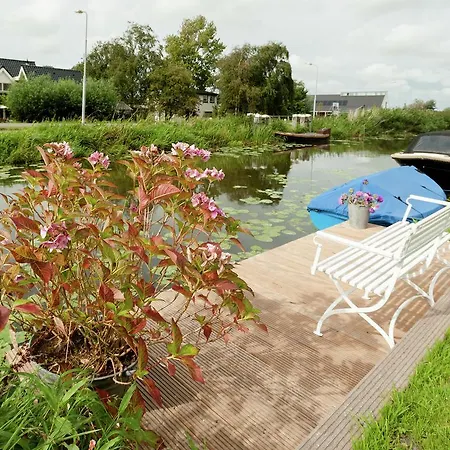Holiday Brocante Feriehus Burgerbrug